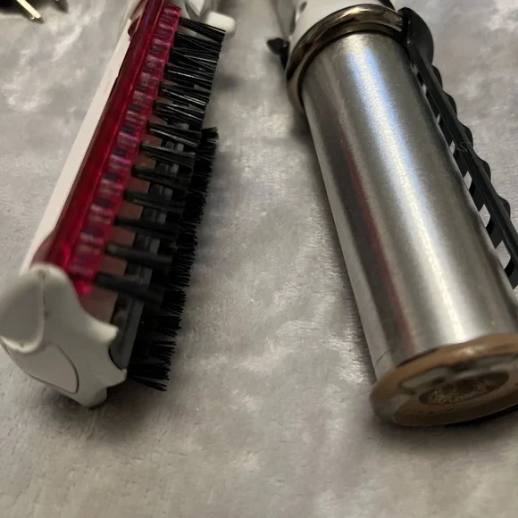 White and Pink Hair Styling Tool - Picture 7 of 15